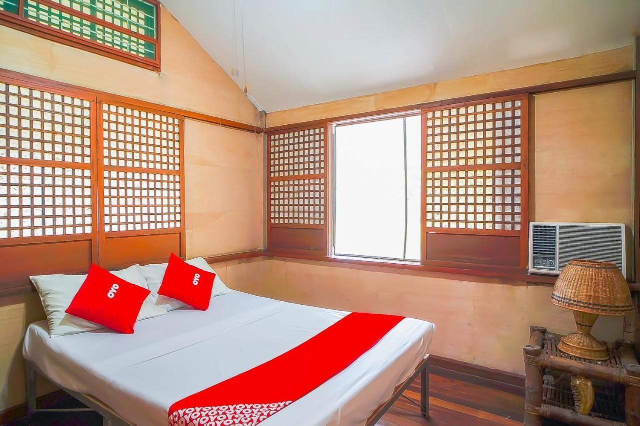 Oyo 775 Star Cove Bed And Breakfast Calaca Exterior foto